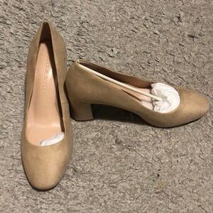 NWT Kelly & Katie Suede Heels, 8.5, Beige